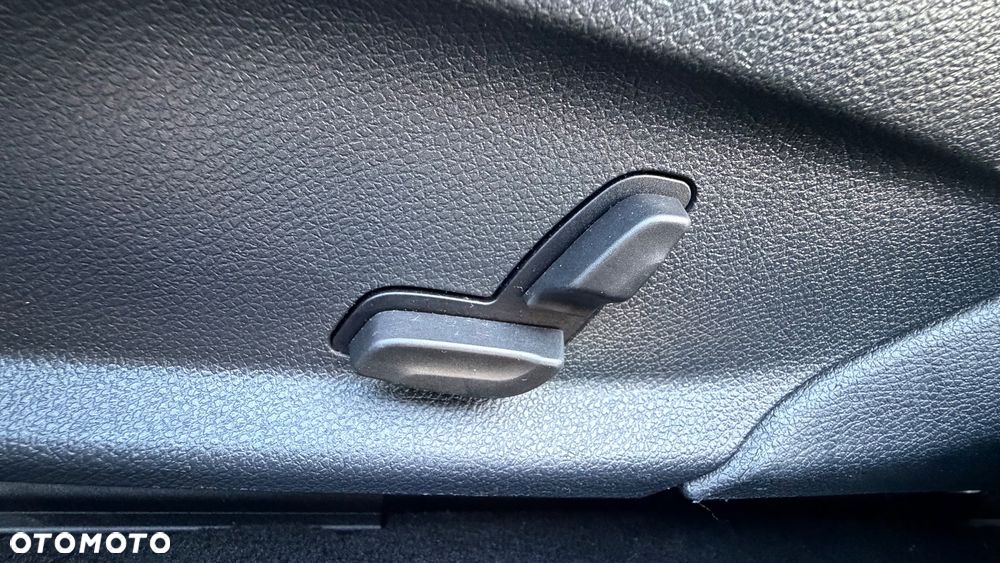 Mercedes-Benz Klasa C - 27