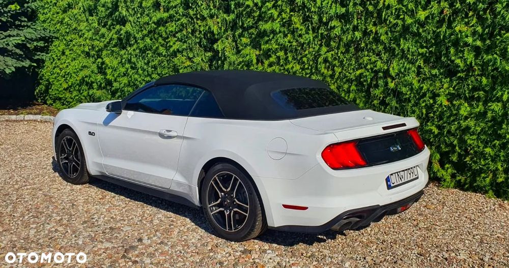 Ford Mustang 5.0 V8 GT - 10