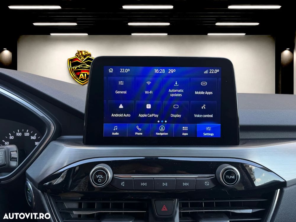Ford Kuga 2.0 EcoBlue 4x4 Aut. TITANIUM - 41