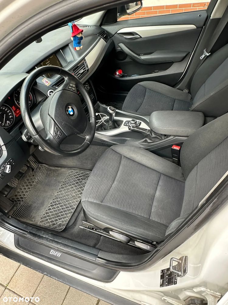 BMW X1 sDrive16d - 9