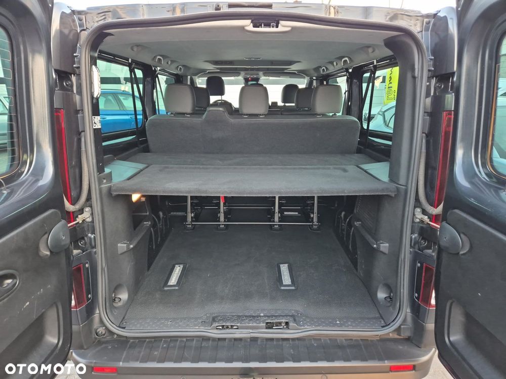 Renault trafic - 25
