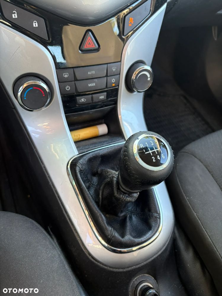Chevrolet Cruze 2.0 D LTZ - 18