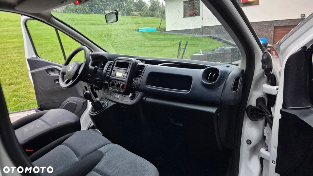 Opel VIVARO TRAFIC - 11