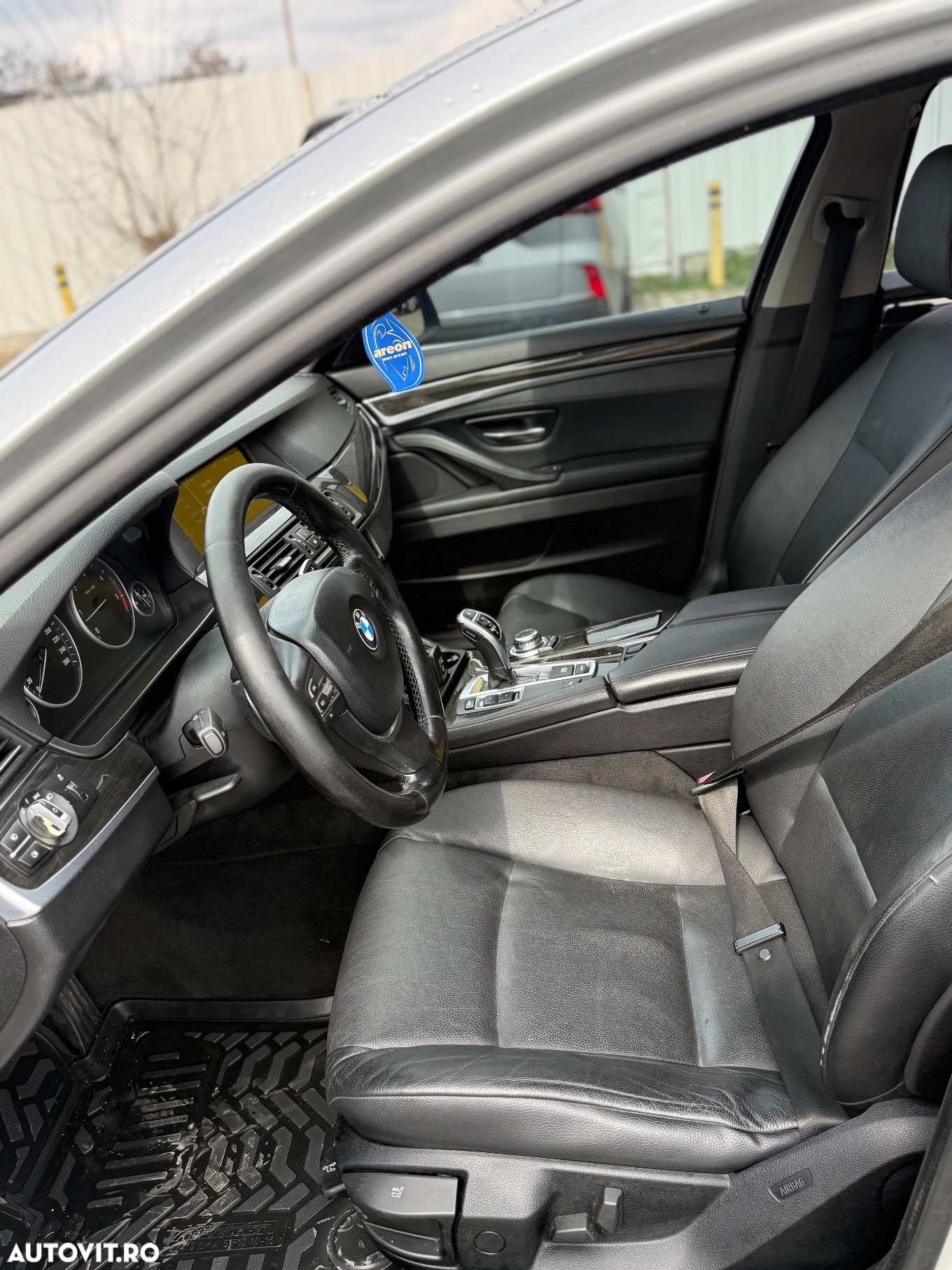 BMW Seria 5 530d Sport-Aut. - 9