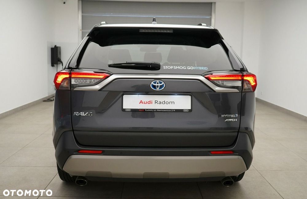 Toyota RAV4 - 4