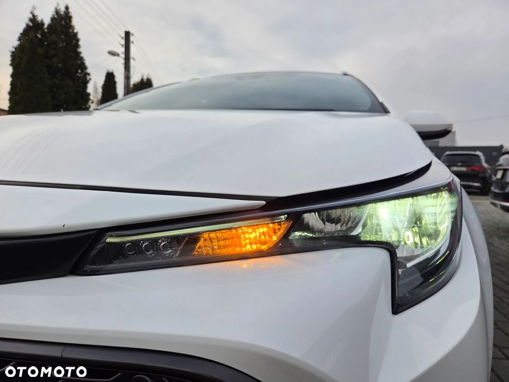 Toyota Corolla 1.8 Hybrid GPF Comfort - 31