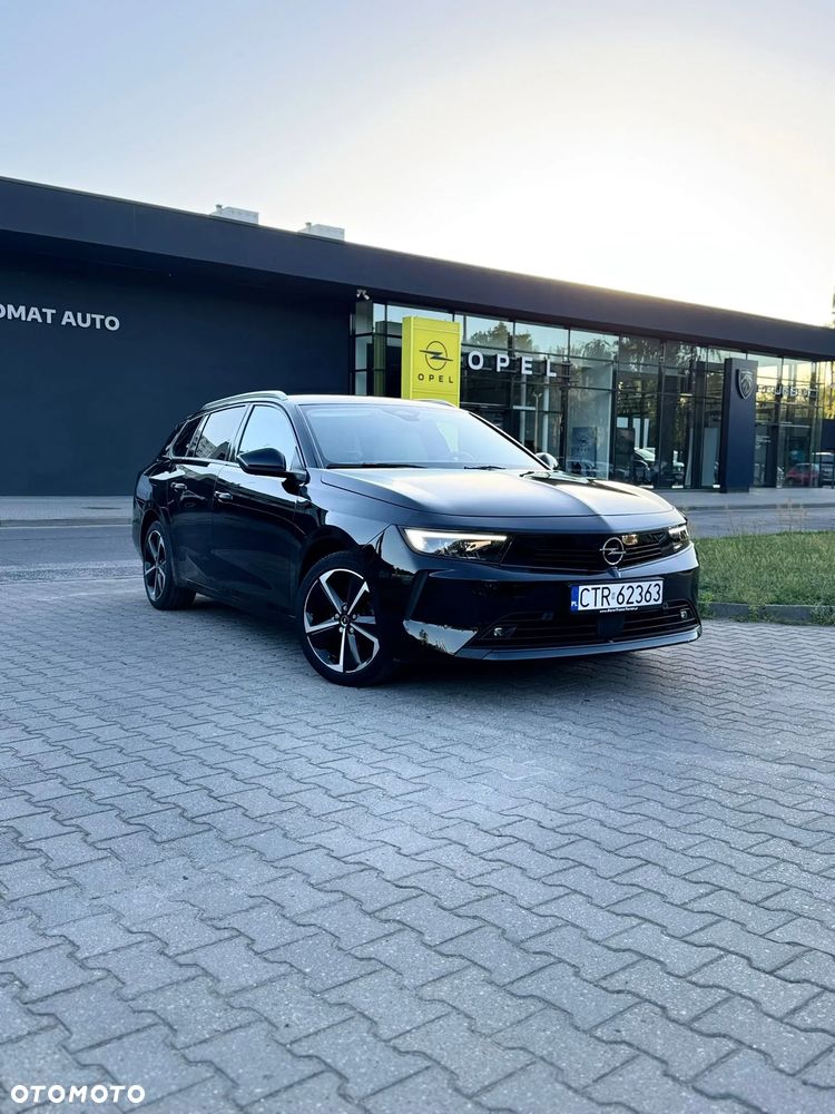 Opel Astra 2023 photo 2