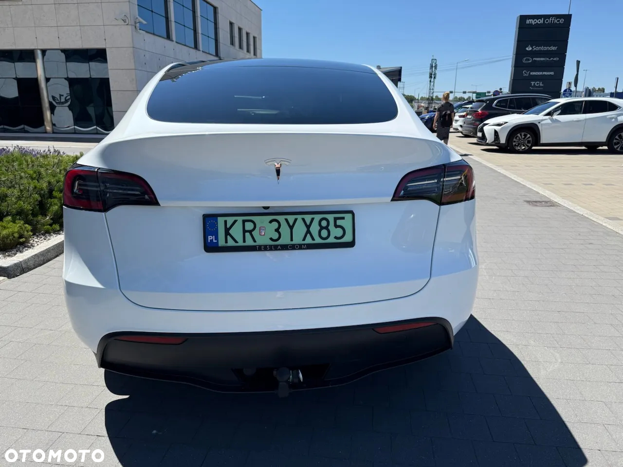 Tesla Y Long Range RWD - 3