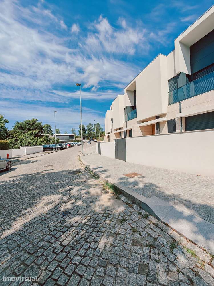 OPORTUNIDADE EM GUEIFÃES - Grande imagem: 3/21