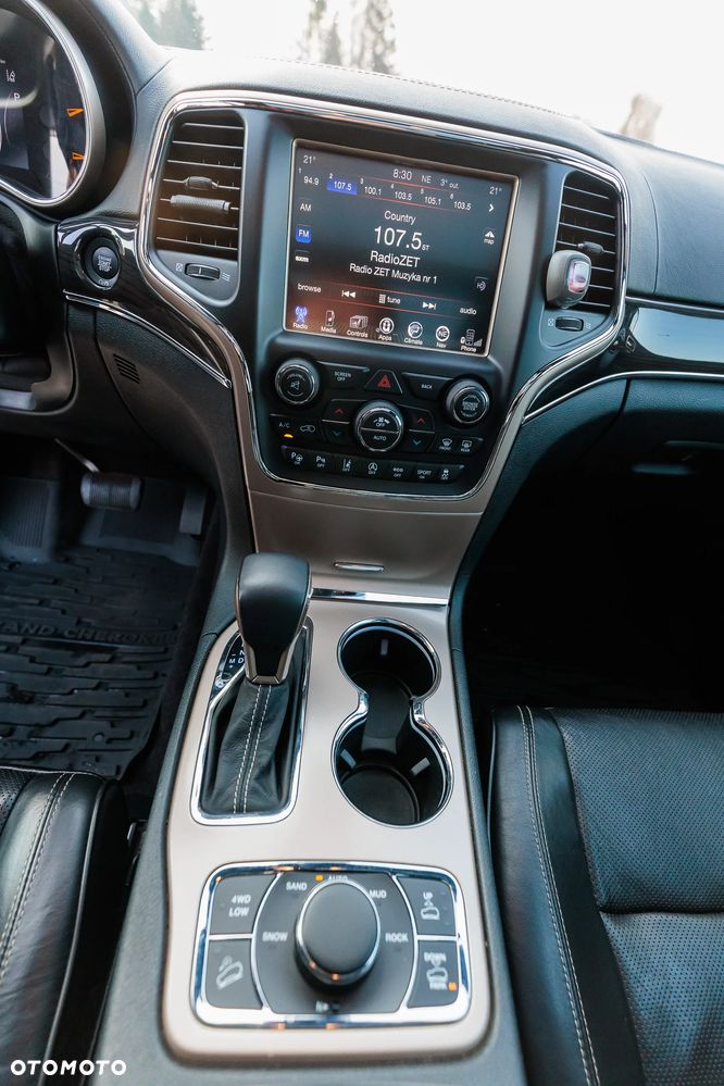 Jeep Grand Cherokee 3.6 V6 Overland - 19