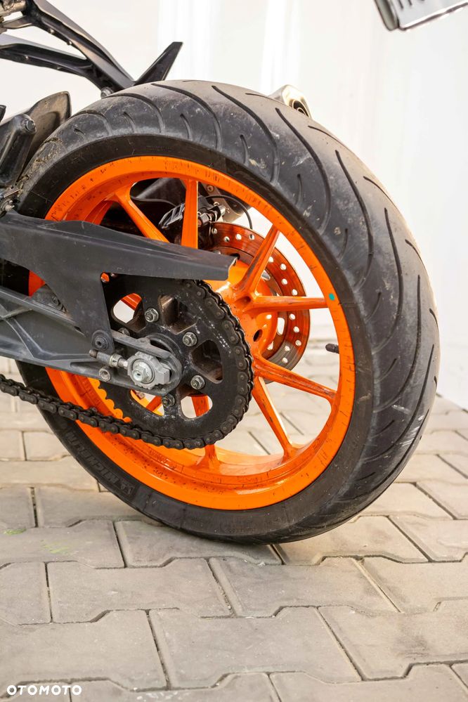 KTM RC 125 - 35