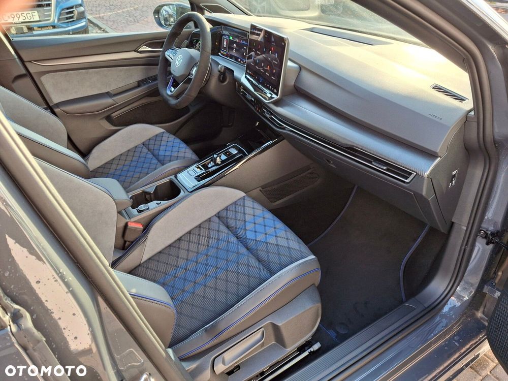 Volkswagen Golf - 18