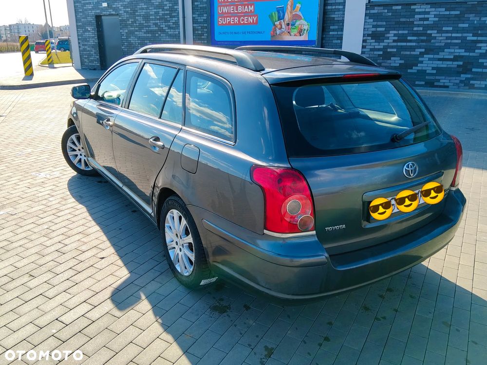 Toyota Avensis 2.0 D-4D Sol - 3