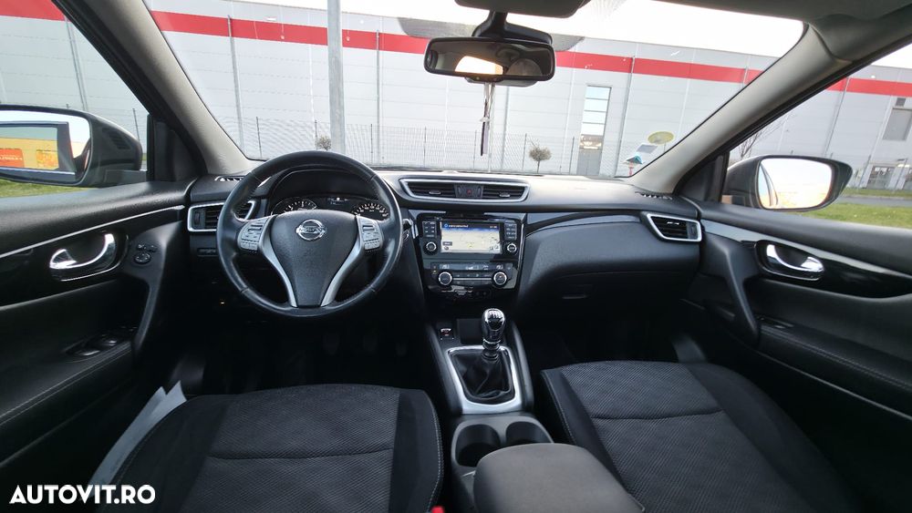 Nissan Qashqai 1.6 DCI N-Vision - 39