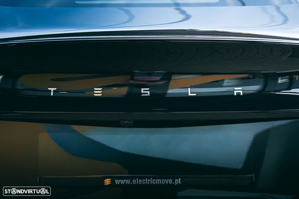 Tesla Model 3 - 15