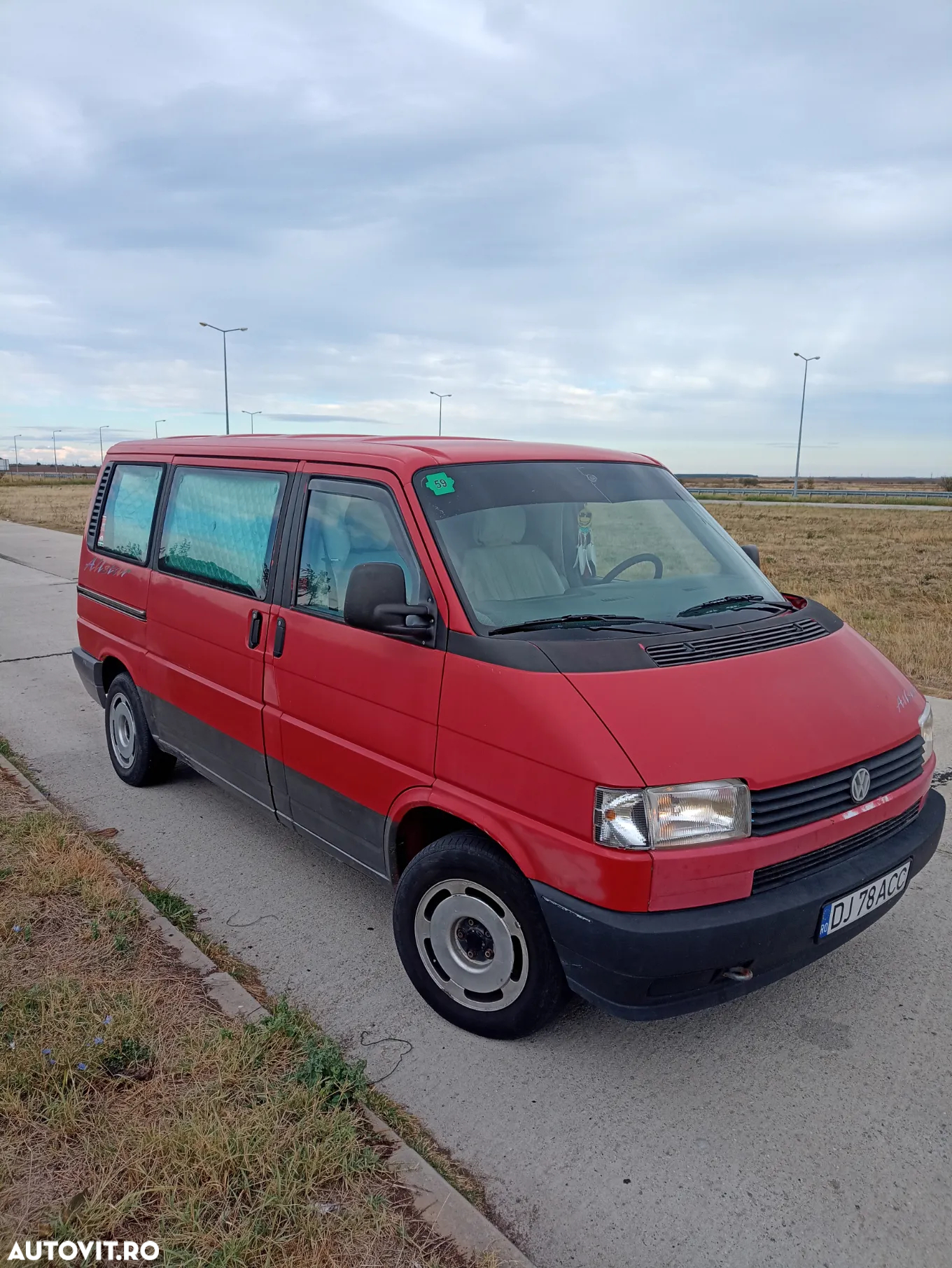 Volkswagen Multivan - 4