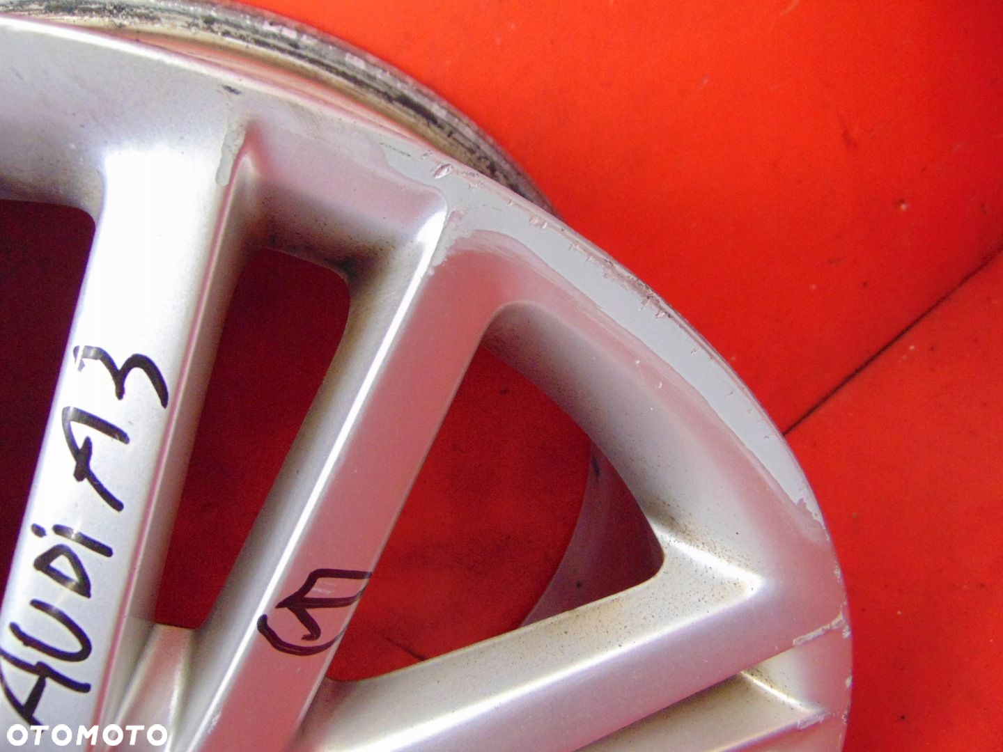 AUDI FELGI ALUMINIOWE 18 7.5J ET56 8P0801025AJ - 3
