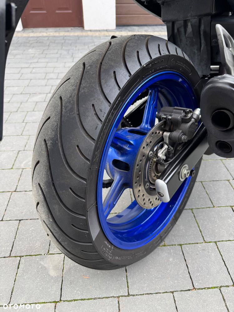 Suzuki Gladius - 19