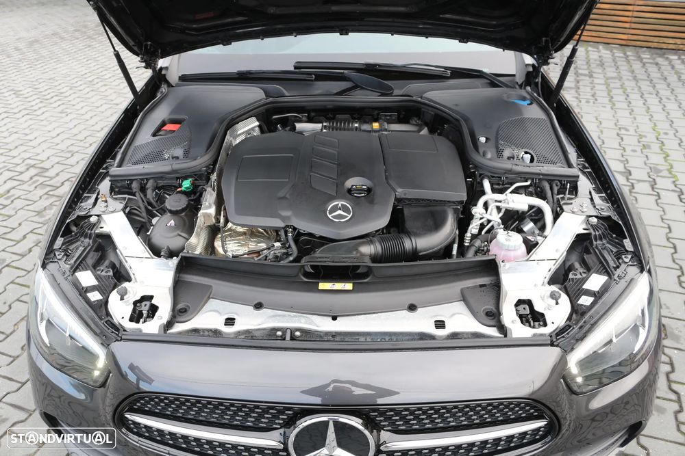 Mercedes-Benz E 300 de AMG Line - 45