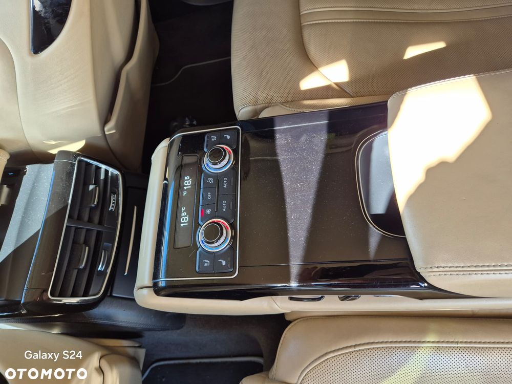 Audi A8 4.2 TDI Quattro - 11