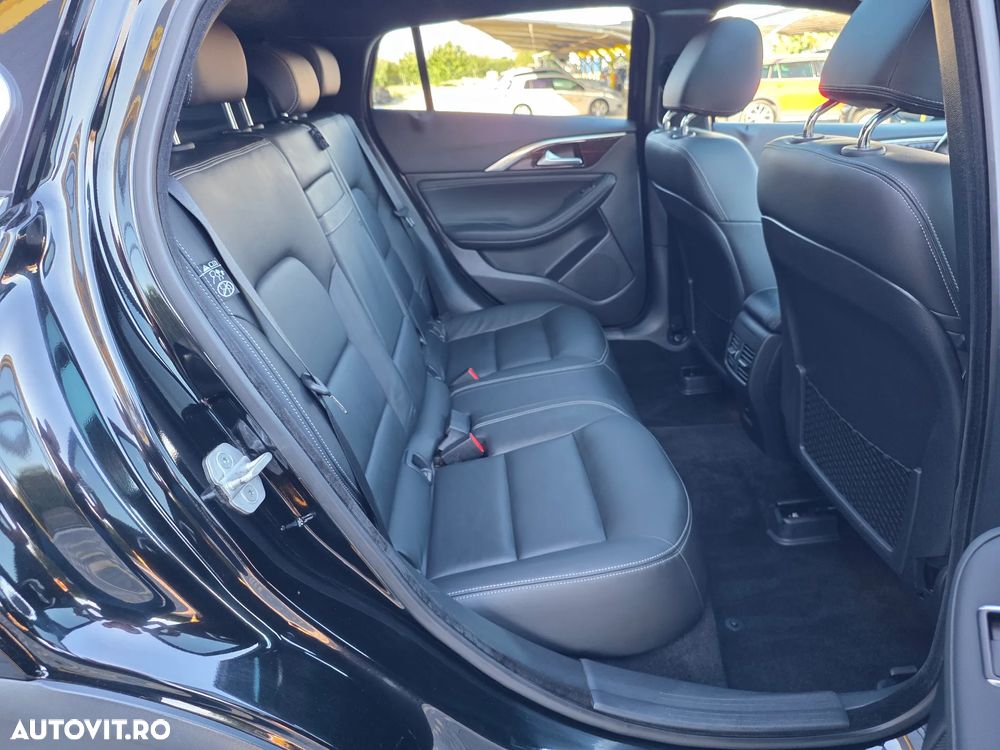 Infiniti QX30 - 14