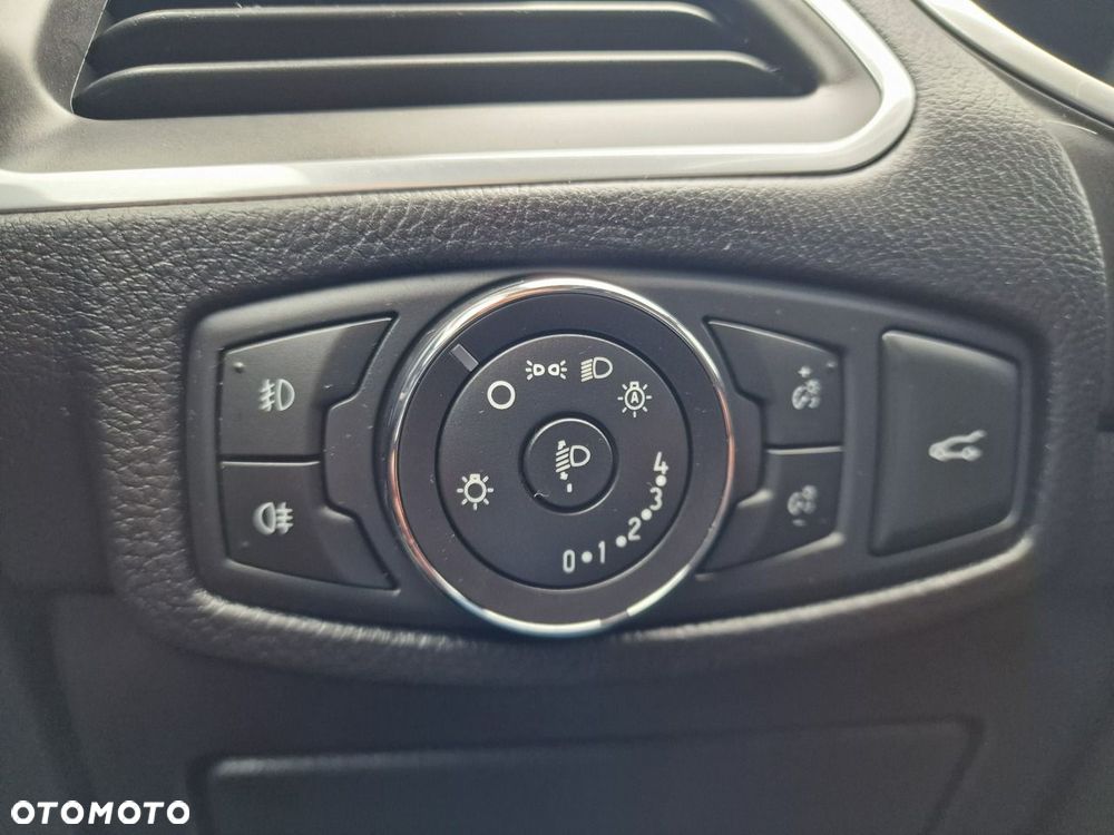 Ford S-Max 1.5 Eco Boost Start-Stopp Titanium - 36