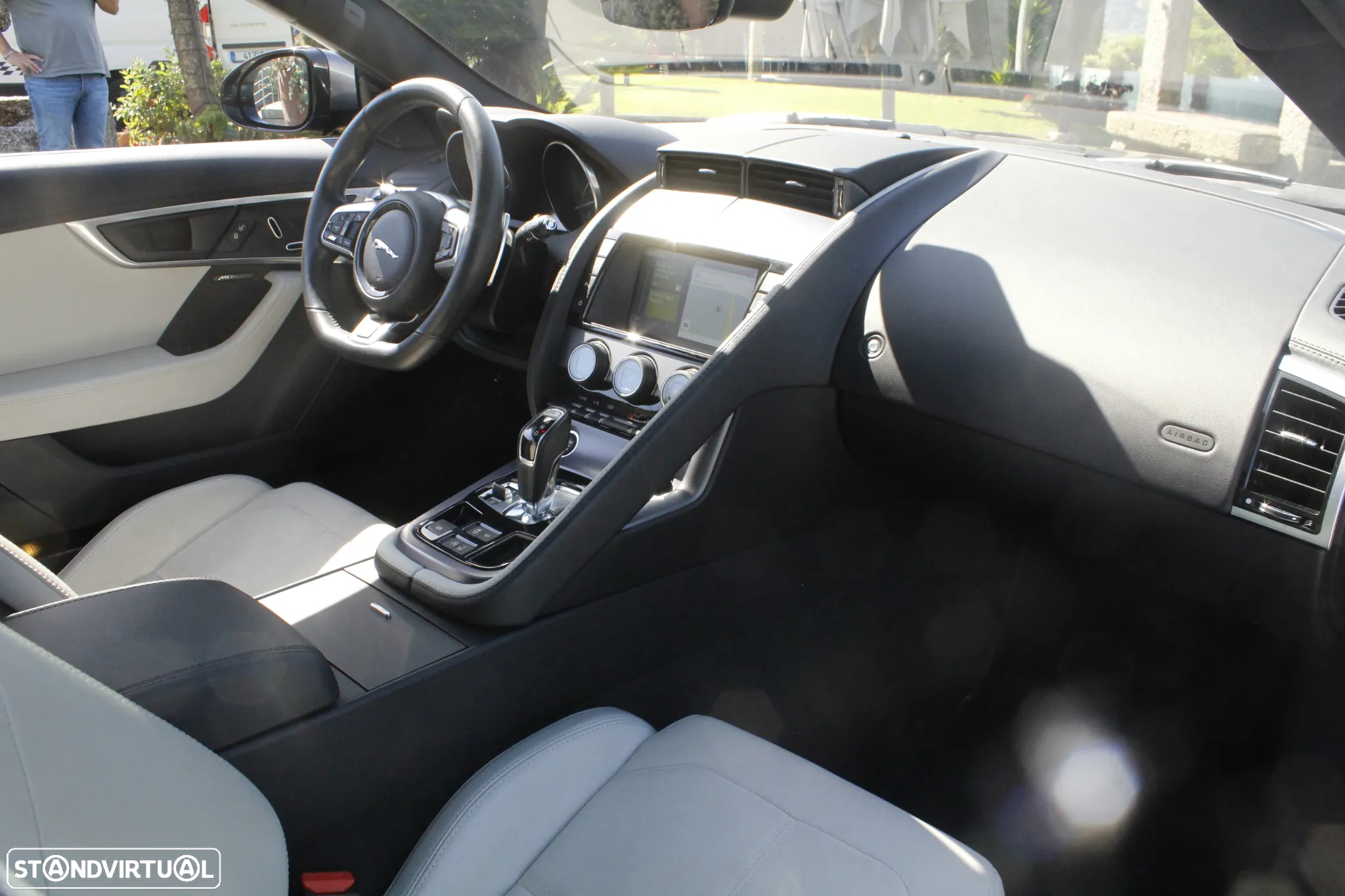 Jaguar F-Type 2.0 i4 R-Dynamic - 41
