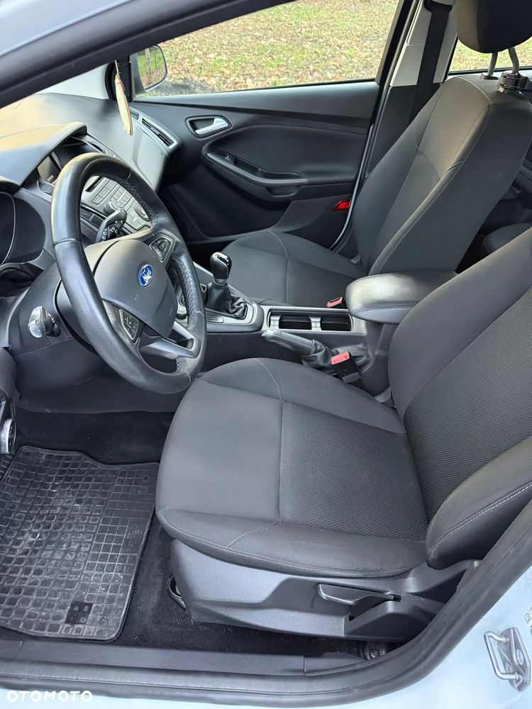 Ford Focus 1.6 TI-VCT Trend - 19