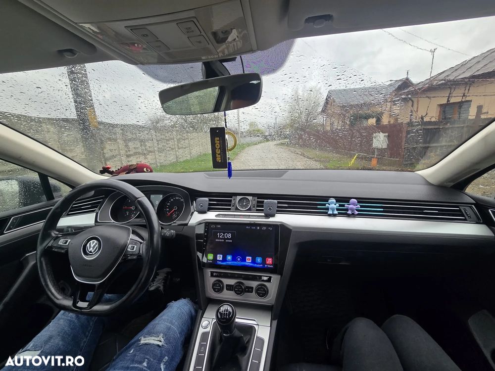 Volkswagen Passat 2.0 TDI (BlueMotion Technology) Comfortline - 5