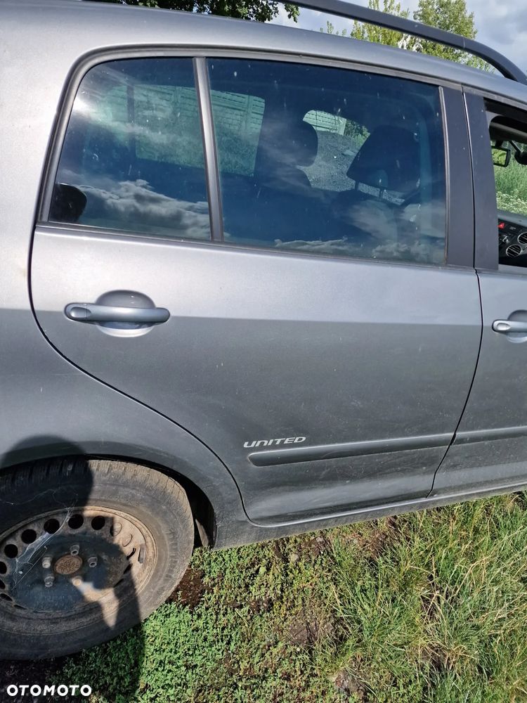 Drzwi  prawy tył vw golf V I VI plus w kolorze LA7T - 2