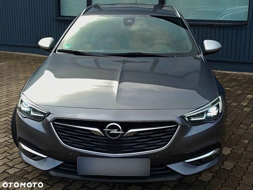 Opel Insignia Sports Tourer 2.0 Diesel 4x4 Ultimate Exclusive - 2