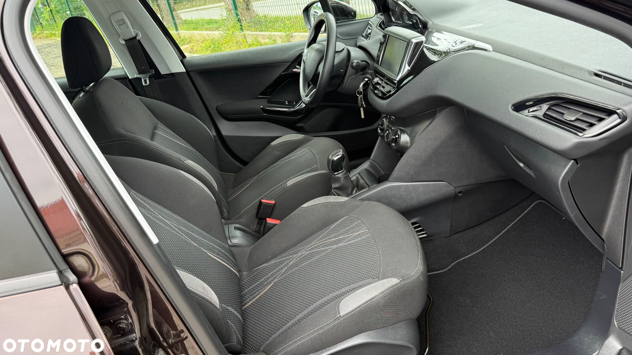 Peugeot 208 1.2 PureTech Active - 11