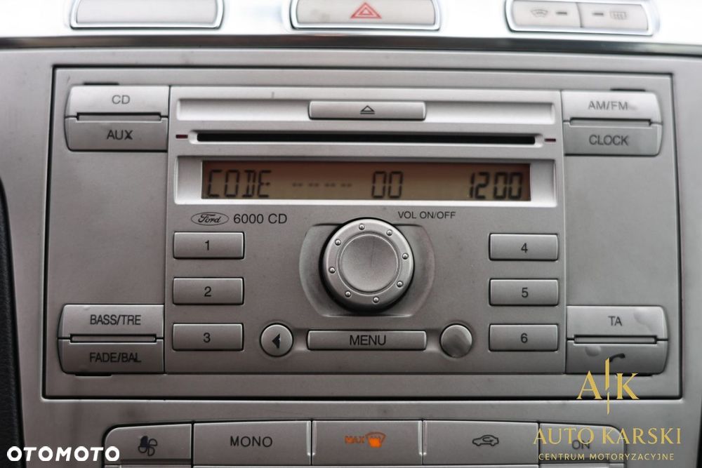 Ford S-Max - 24
