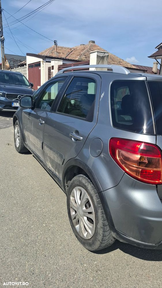 Suzuki SX4 1.6 GS 4WD ESP - 8