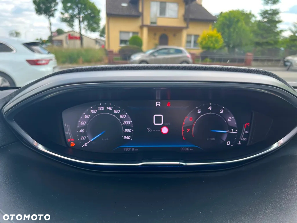 Peugeot 3008 - 18