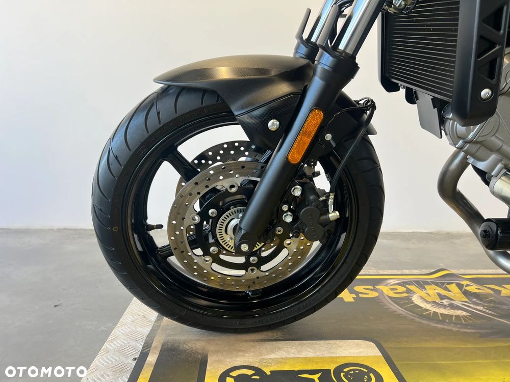 Suzuki SV - 7