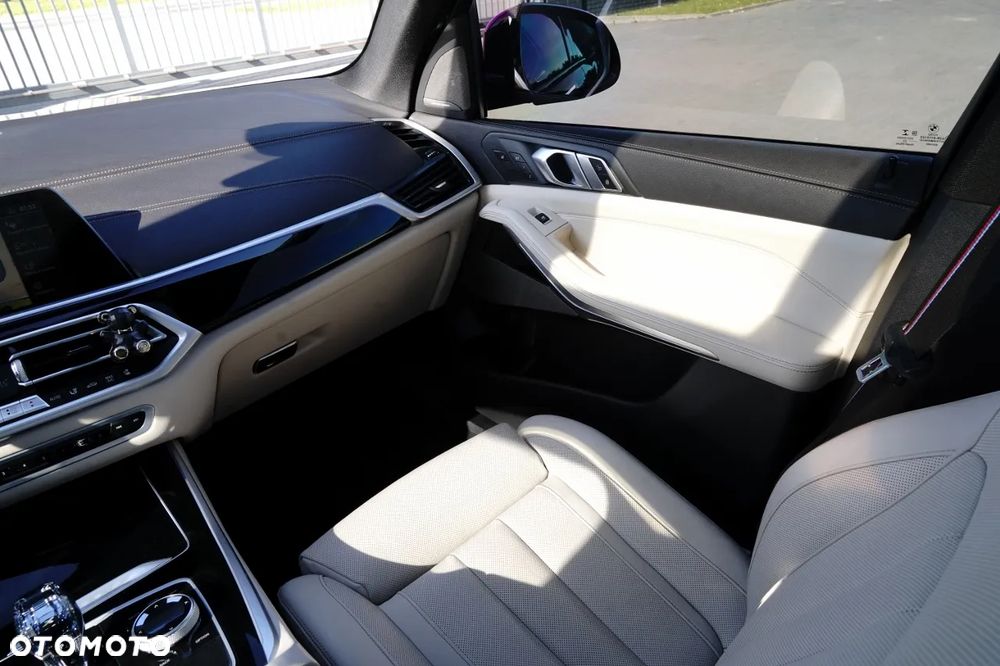 BMW X5 xDrive25d - 24