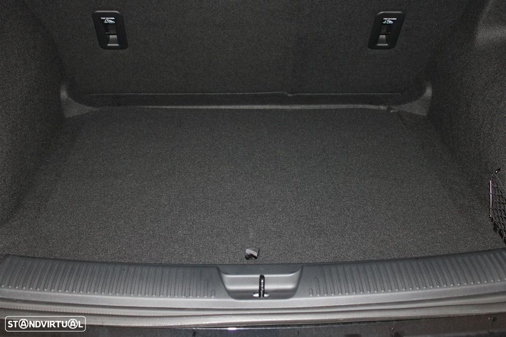 MG MG4 51 kWh Standard - 26