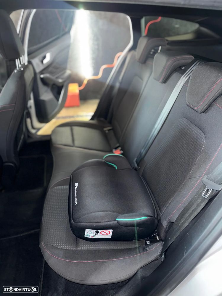 Ford Focus 1.0 EcoBoost ST-Line - 22