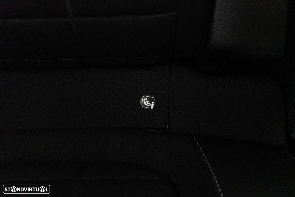 Citroën e-C3 44 kWh Autonomia Conforto Max - 11