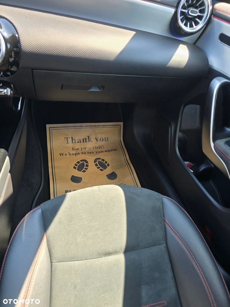Mercedes-Benz CLA 250 4-Matic 7G-DCT - 3