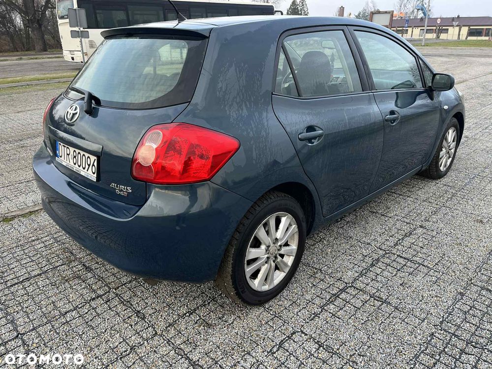 Toyota Auris - 4