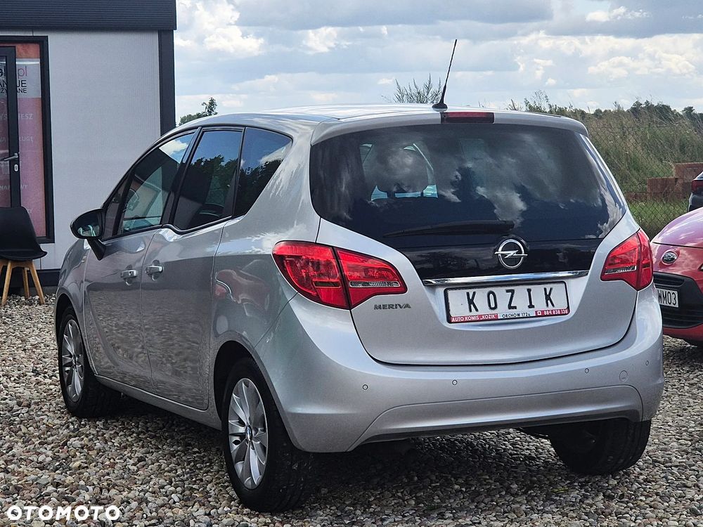 Opel Meriva 1.4 T Essentia - 15