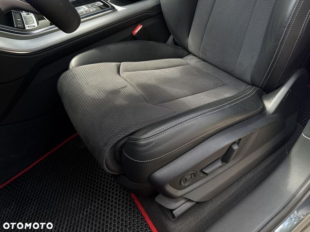 Audi Q7 - 13