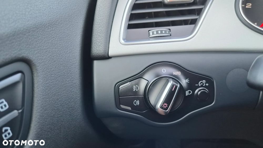 Audi A4 Avant 2.0 TDI DPF S line Sportpaket - 23