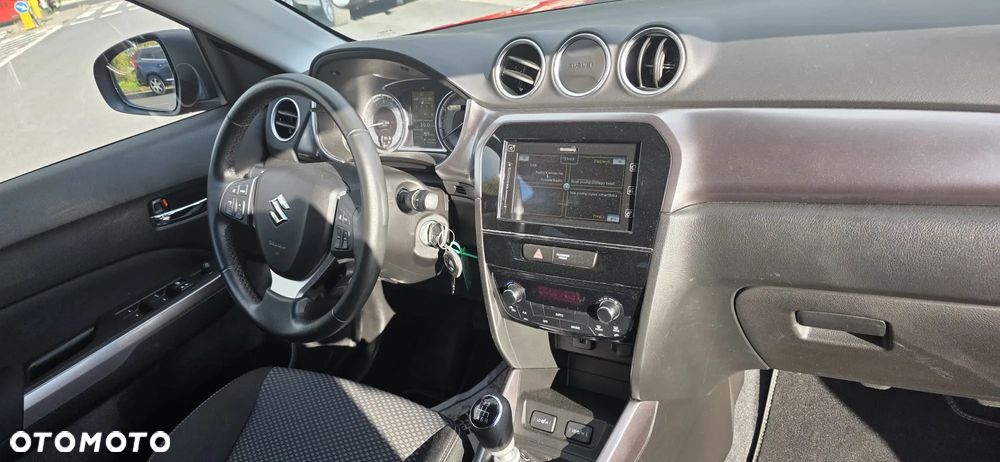 Suzuki Vitara 1.4 Boosterjet Hybrid Allgrip Comfort+ - 14