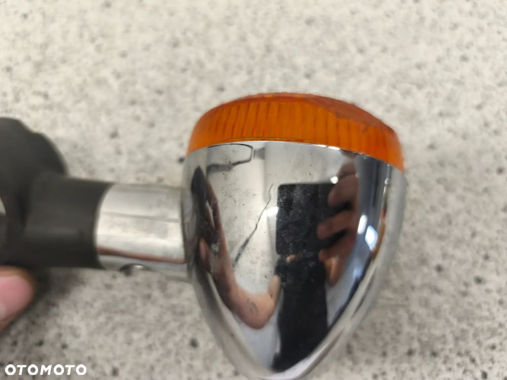 Kierunkowskaz prawy przód Honda VT700 VT 700 VT 1100 VT1100 Shadow 700 1100 - 8