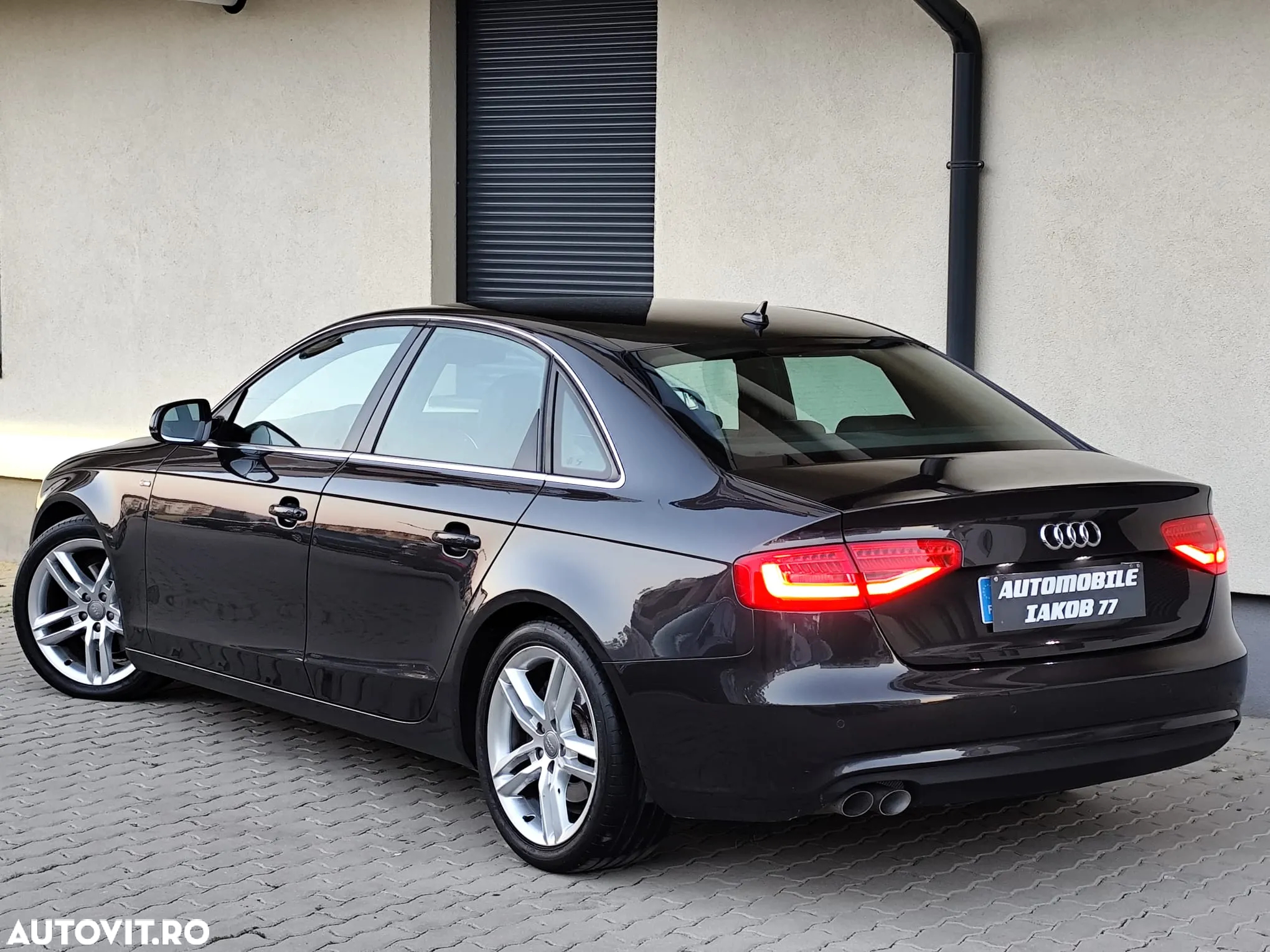 Audi A4 - 4