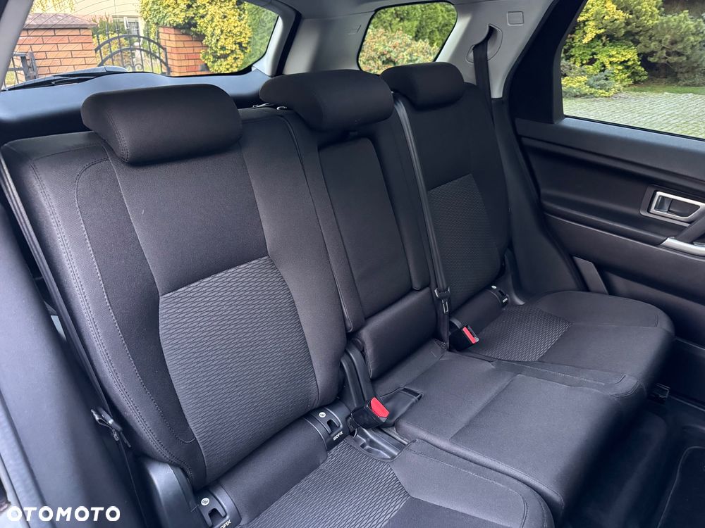 Land Rover Discovery Sport TD4 HSE Luxury - 29