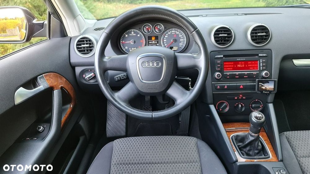 Audi A3 3-drzwiowe 2.0 TDI DPF Ambiente - 14